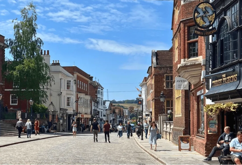 HAB_GP_Web_1920x1080_High_Street2-min-1025x0-c-default.png